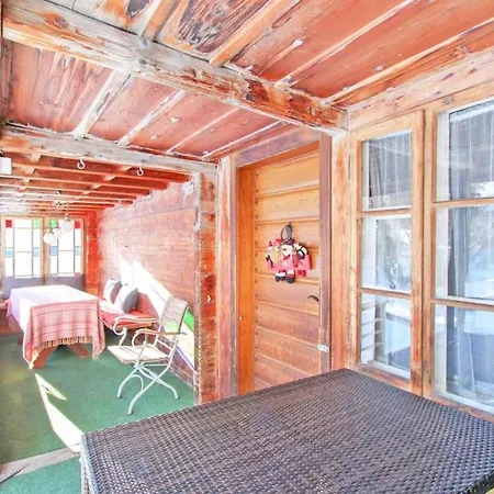 Cosy Traditional Swiss 公寓 翁根