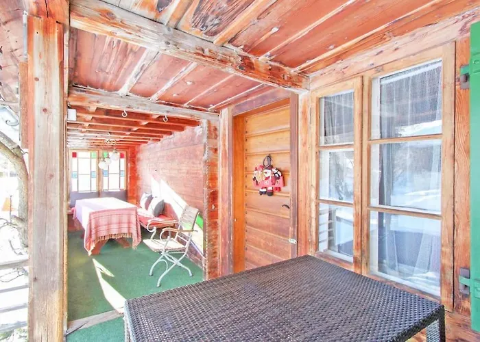 Cosy Traditional Swiss Daire Wengen